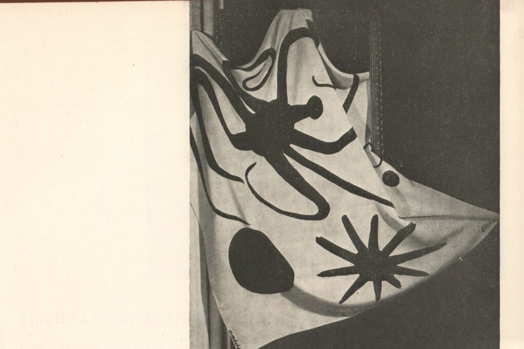 Výstava Ascherových šátků